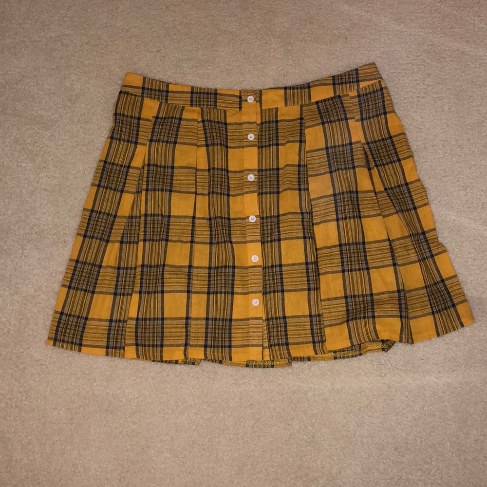 Yellow plaid school girl style pleated skirt